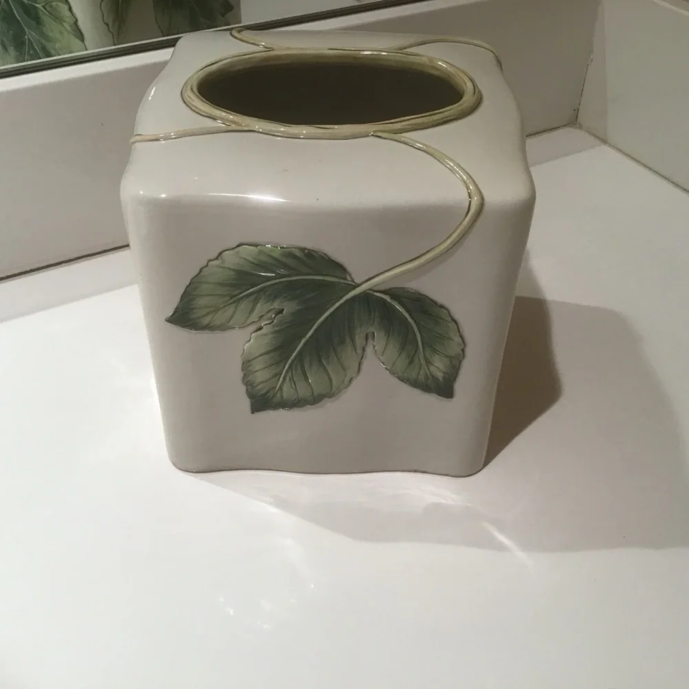 Fitz and Floyd Classics‎ Manhattan Garden Collection Square Tissue Box Cover EUC